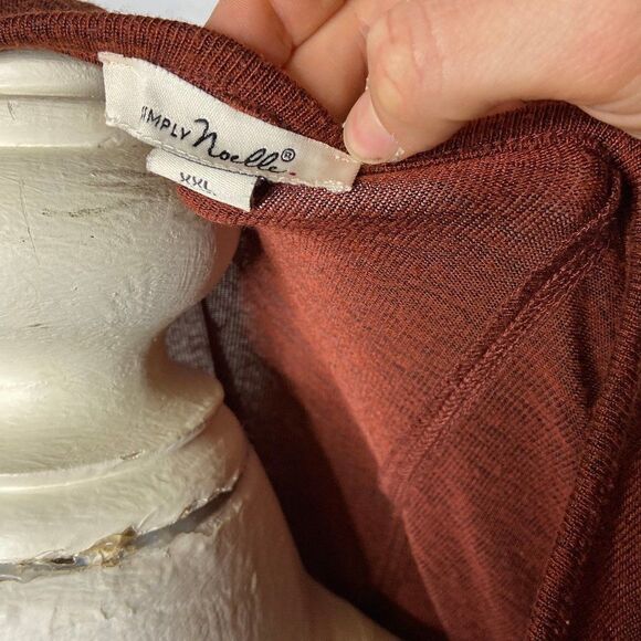 Simply Noelle XL rust orange rolled sleeve tunic - Picture 6 of 6